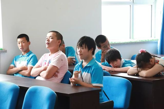 乾港關(guān)愛(ài)兒童